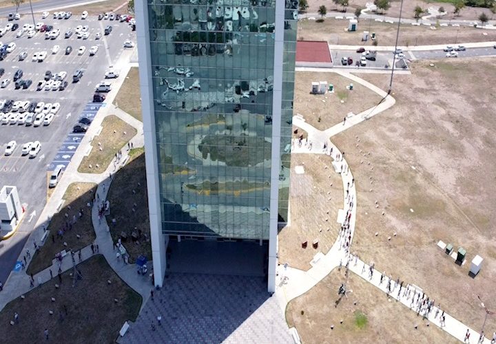 Realizan simulacro de incendio en Torre Bicentenario