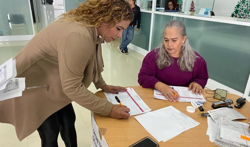 Gobierno del Estado inicia pago de becas escolares a servidores públicos e hijos