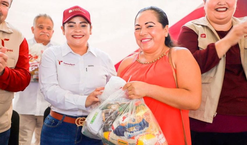 Continúa entrega de paquetes alimenticios en los 43 municipios de Tamaulipas