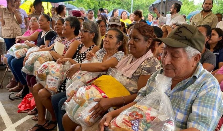 Beneficiadas 284 mil familias con paquetes alimentarios