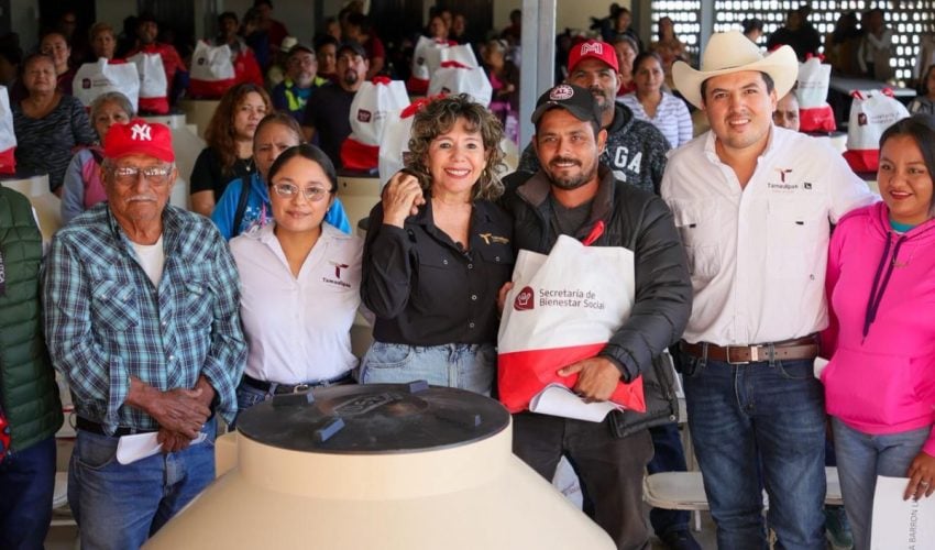 Lleva SEBIEN apoyos sociales a Ocampo