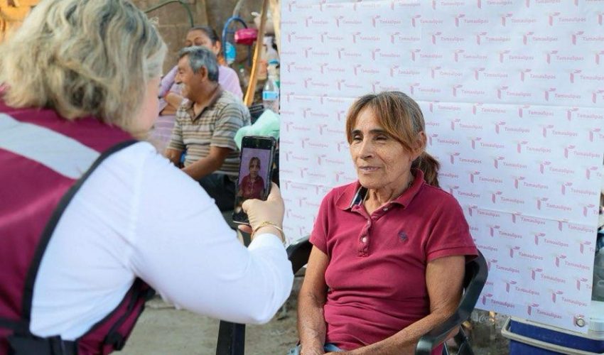 Realiza SEBIEN credencialización de beneficiarios