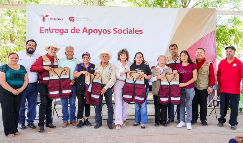 Entrega SEBIEN apoyos sociales en Güémez