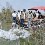 Siembran lobinas en la presa Vicente Guerrero para impulsar la pesca deportiva