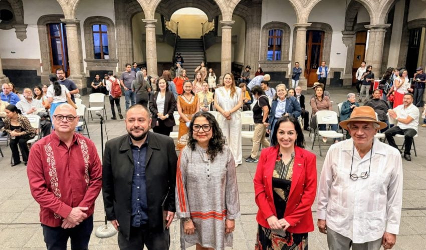 Inauguran en el Museo de la Ciudad de México la exposición «Cartografías del color», de la tamaulipeca Margarita Morales