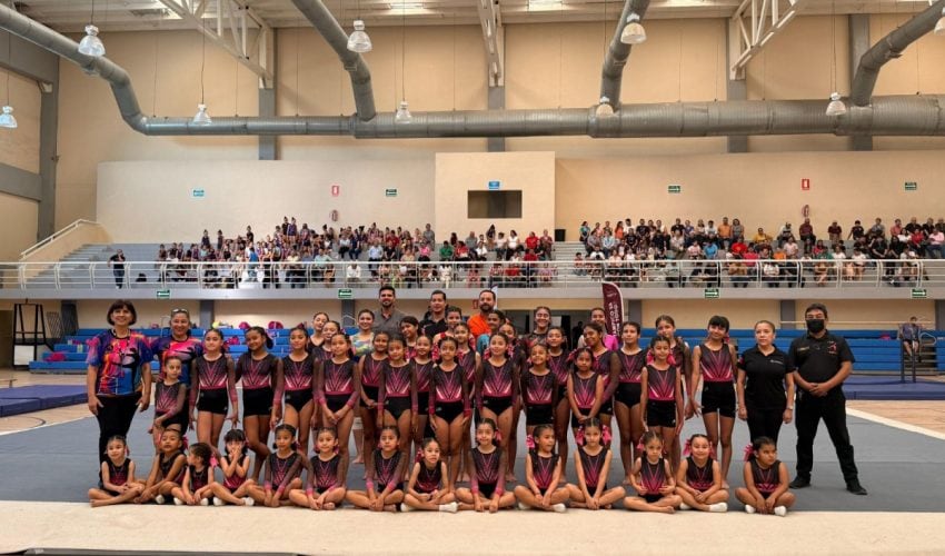 Entrega Gobierno de Tamaulipas equipo de gimnasia artística a atletas de la Unidad Deportiva Tampico
