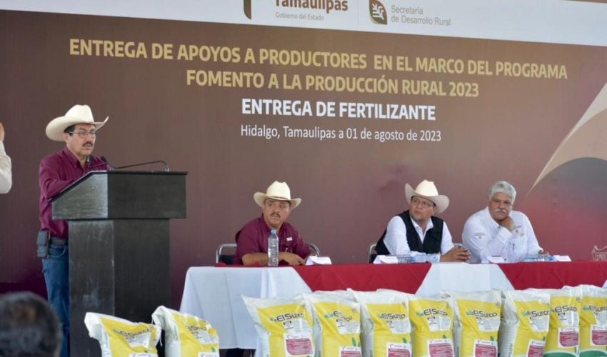 Apoyo de fertilizante continúa llegando a productores citrícolas