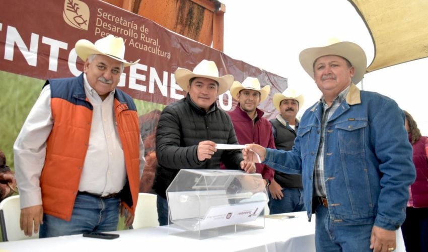 Fortalece Gobierno del Estado hatos ganaderos de los municipios de Burgos, Méndez y San Fernando