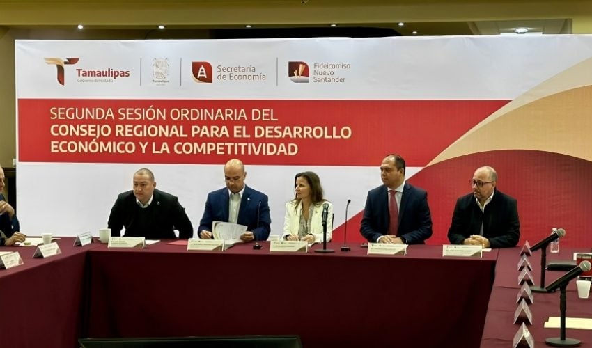 Sesiona Consejo Regional para el Desarrollo Económico y la Competitividad Región Laredo