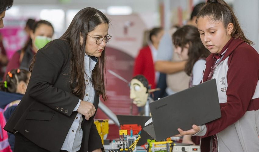 Concluye con éxito Semana de la Mujer y la Niña en la Ciencia