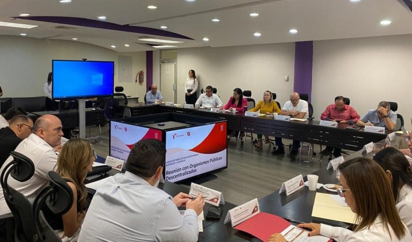 Avanzan medidas prioritarias en el nivel educativo medio superior y superior
