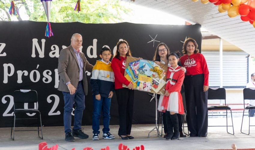 Fomentan en estudiantes el diálogo y la escritura creativa con Maratón por la Lectura