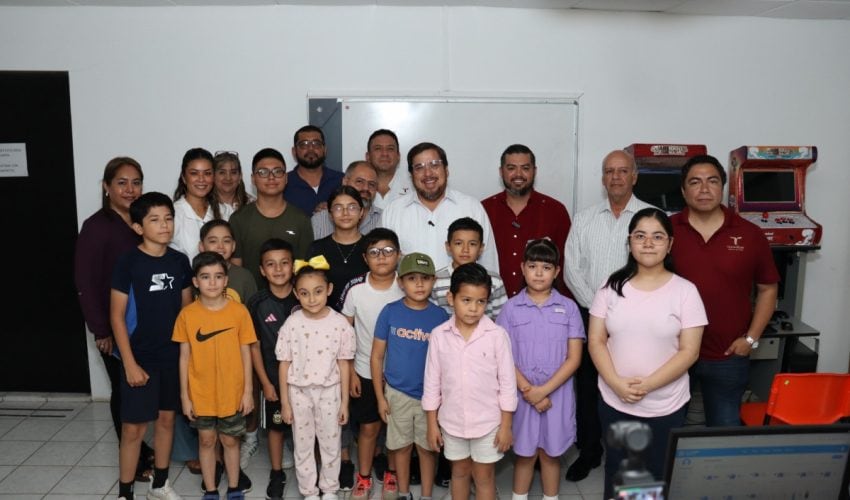 Niñas y niños, se divierten y aprenden ciencia y tecnología con curso Aventura de Verano