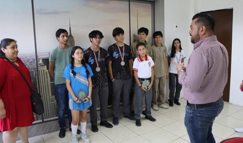 Ganan tamaulipecos en Olimpiada Internacional de Ciencia y Tecnología