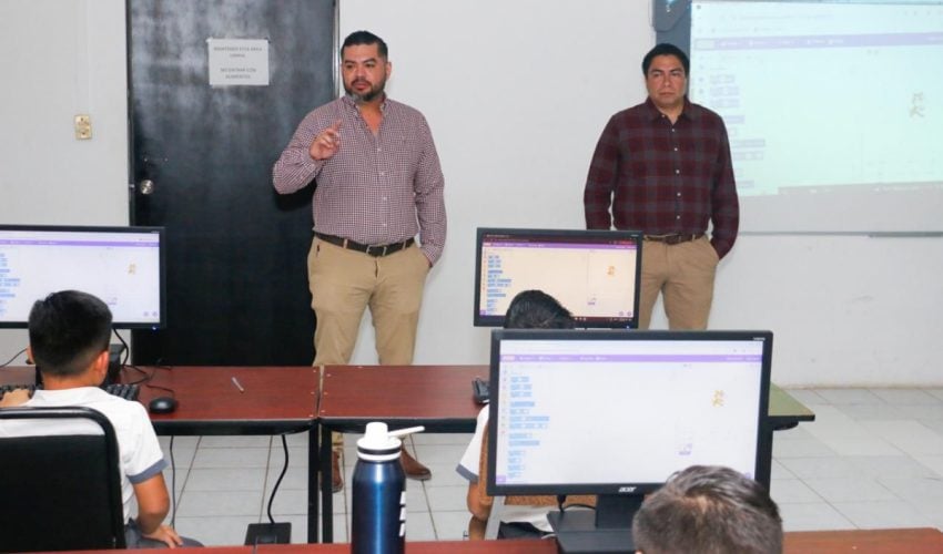 Fortalece SET habilidades digitales y tecnológicas en estudiantes de primaria