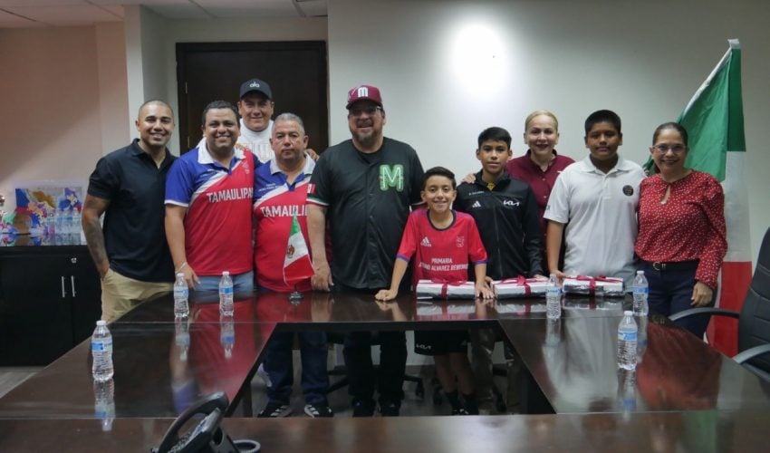 Reconoce Miguel Ángel Valdez a estudiantes de Tamaulipas por representar a México en Mundial FIFA 2026