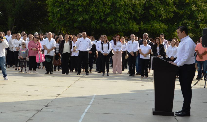 Ceremonia Cívica de Honores a nuestra Bandera