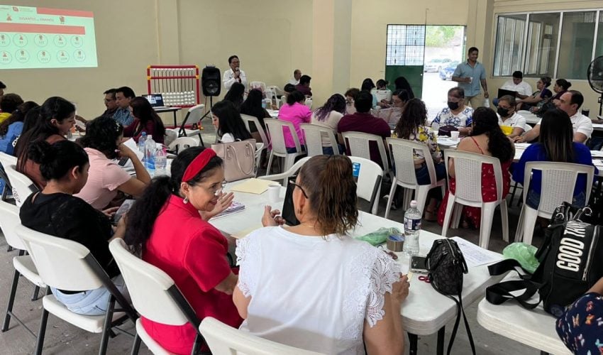 Se llevó a cabo la jornada “Herramientas de apoyo para fortalecer el conocimiento del sistema decimal de numeración”