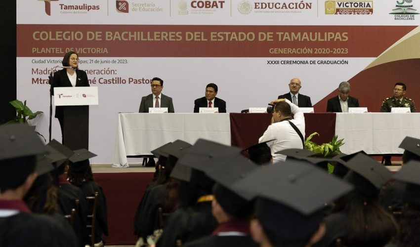 Ceremonia de Graduación del COBAT Victoria