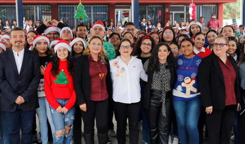 La secretaria de Educación, Lucía Aimé Castillo Pastor, visitó la Escuela Normal Lic. J. Guadalupe Mainero de Matamoros