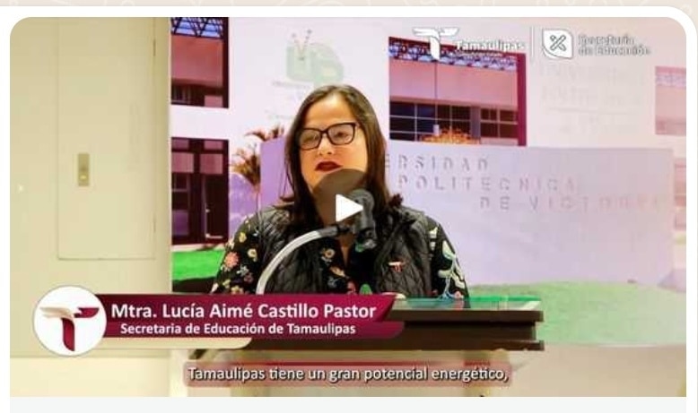 Egresados de la quinta generación del Diplomado en Mantenimiento de Generadores Eólicos de la Universidad Politécnica de Victoria.