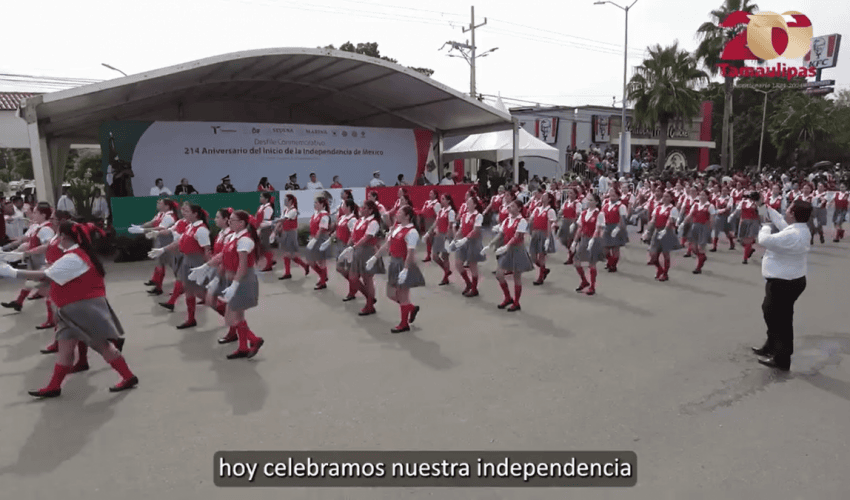 Video: Desfile cívico militar
