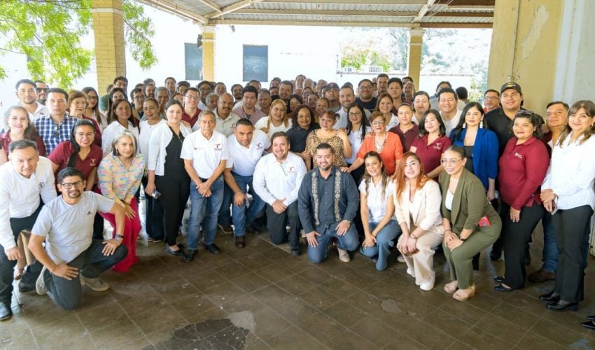 Secretario de Educación, visitó el CETE, recibido por las y los trabajadores de la educación