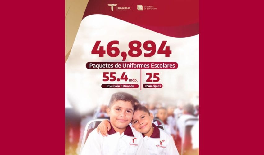 Entrega de Paquetes de Uniformes Escolares