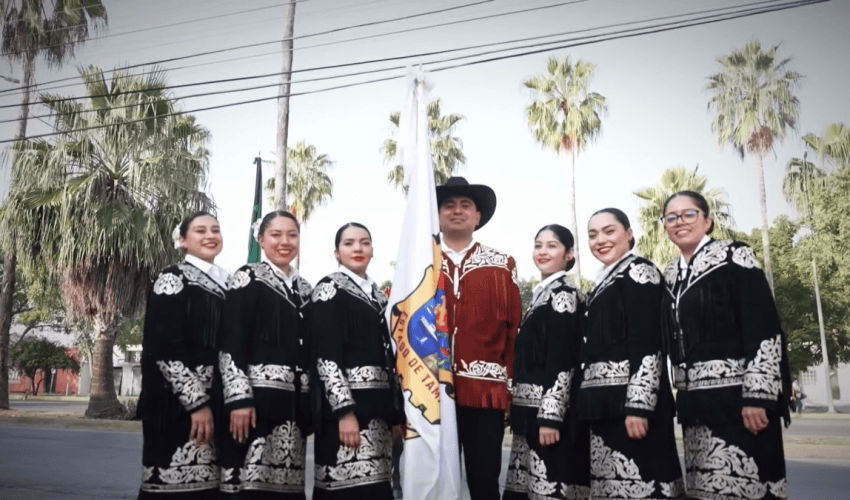 Video: Desfile conmemorativo al 115 aniversario del inicio de la Revolución Mexicana