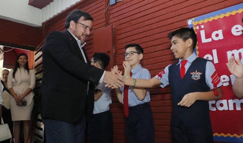 Inauguración Aulas de Medios en Primarias de Matamoros.