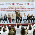 Ceremonia cívica de Honores a la Bandera