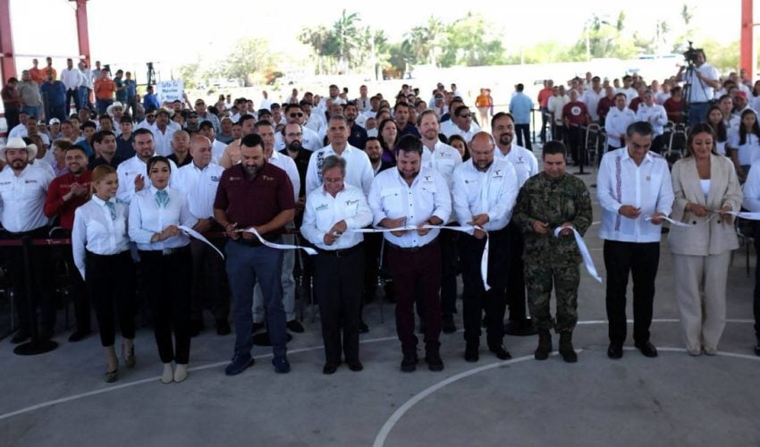 Inauguración de obras de construcción y rehabilitación de infraestructura en la UTMART