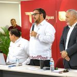 Reunión con trabajadoras y trabajadores del programa Albergues Escolares.