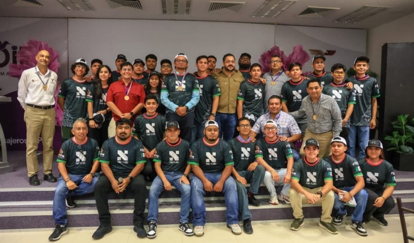 SEDENER despide a Nix-Lab rumbo a la Robo Cup Brasil 2025