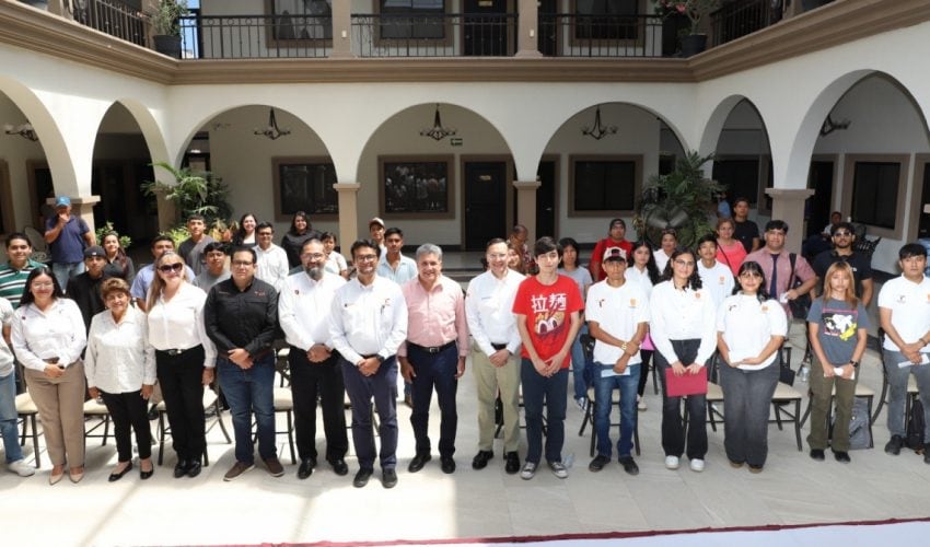 Entrega SEDENER becas TC Energía para impulsar formación académica