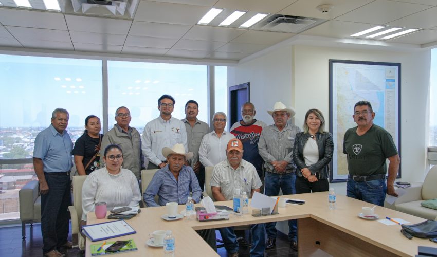 Dialoga secretario de Desarrollo Energético de Tamaulipas con ejidatarios de Llera