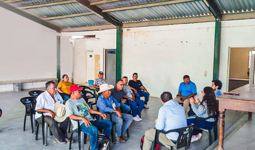 Continúa SEDENER atendiendo a los comisarios ejidales de Emiliano Zapata, Pedro J. Méndez y Compuertas en el municipio de Llera
