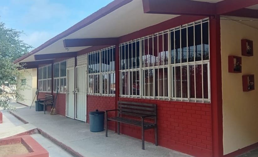 En Mier, rehabilita ITIFE aulas y sanitarios de la escuela México 70