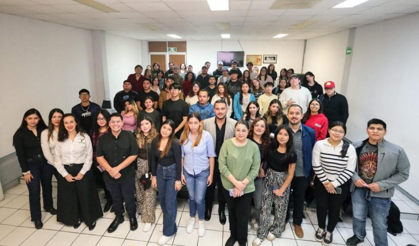 Jóvenes emprendedores inspiran con historias de éxito en el “TED TALK; Sigue, Ajusta y Crece” del INJUVE