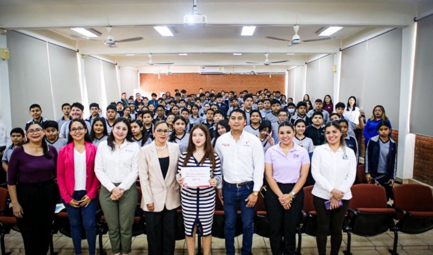 Promueve INJUVE charla “Amor Es Sin Violencia”