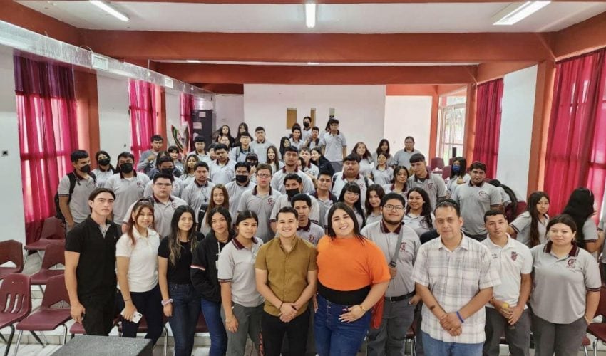 Injuve lleva Foro de Inclusión a jóvenes del CBTis No. 220  en Díaz Ordaz