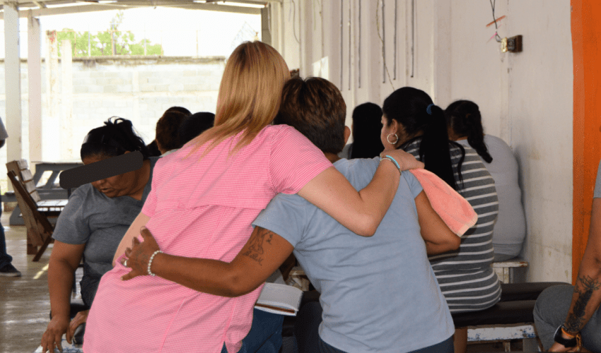 Instituto de las Mujeres atiende necesidades de internas del CEDES de Victoria