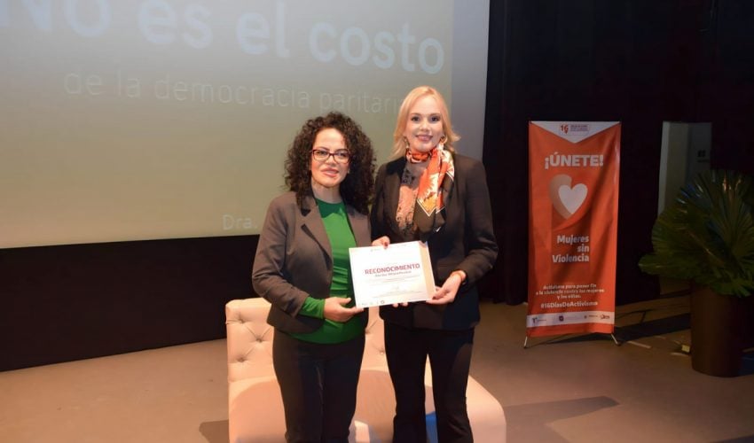 Imparten conferencia para erradicación de la violencia política en razón de género