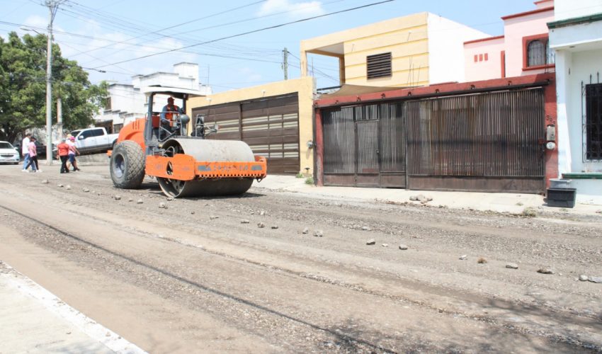 Amplía gobierno de Américo Programa Estatal de Bacheo 2025 en la capital de Tamaulipas