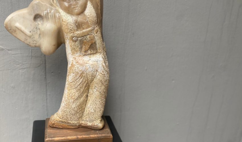 Expone José de la Paz, 50 años de obra escultórica en el Museo Tamux