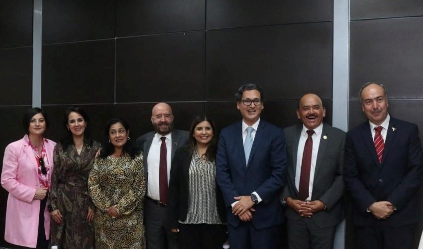 Sostiene CEAT reunión con diputados federales