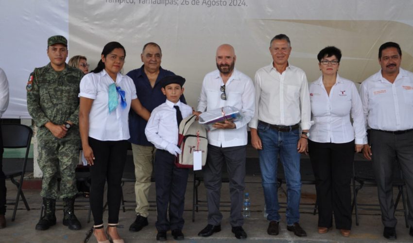 Destaca secretario de RH apoyo del gobernador a la economía familiar en el regreso a clases