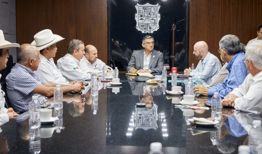 HABRÁ TRASVASE DE AGUA, DICE GOBERNADOR A PRODUCTORES DEL 026