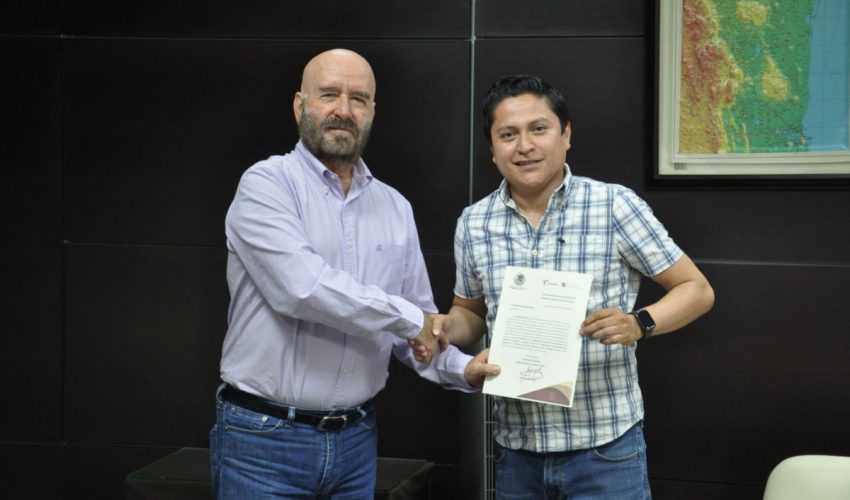 Entrega secretario de Recursos Hidráulicos nombramiento de subdirector de la Subdirección de Distritos de Riego