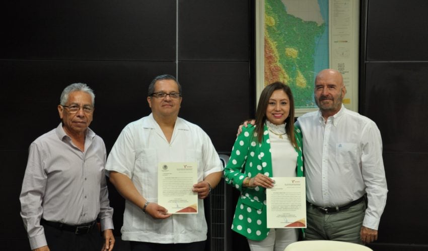 Secretario de Recursos Hidráulicos entrega nombramientos a directores de la CAPSET